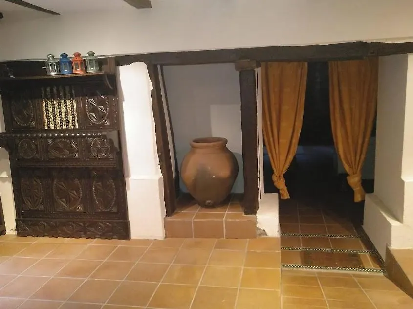 Lekeitio. Bekoerrota, Casa Molino Ikaran Bed and Breakfast Amoroto